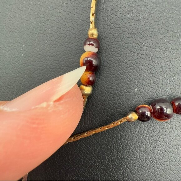 Korea 1960s Elegant Gold and Brown Beaded Necklace - Picture 13 of 14